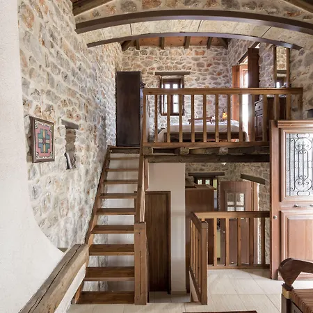 منزل ريفي Agroktima ليونِذيو